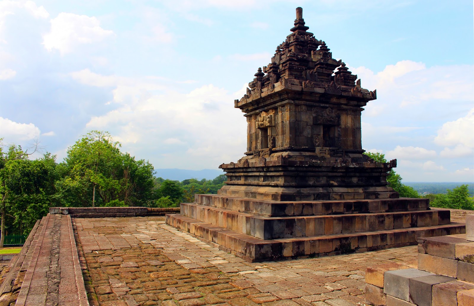 Candi Barong